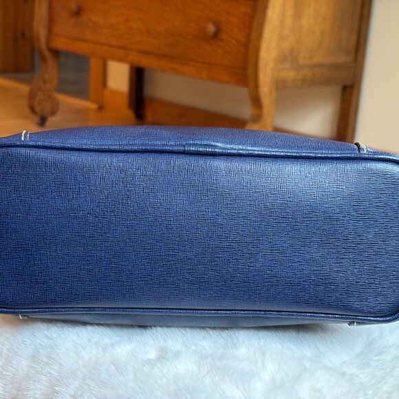 Dooney & Bourke Marine Blue Saffiano Leather Crossbody/Shoulder Bag - Picture 9 of 16